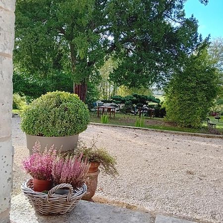 Maison Blanche Cherval ภายนอก รูปภาพ